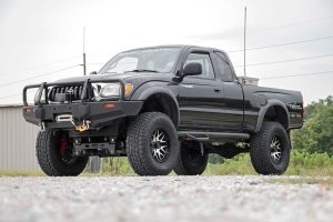 Toyota Tacoma Suspension Lift Kit - Front + Rear - Rough Country - 6-Inch Lift Kit - '95-'04